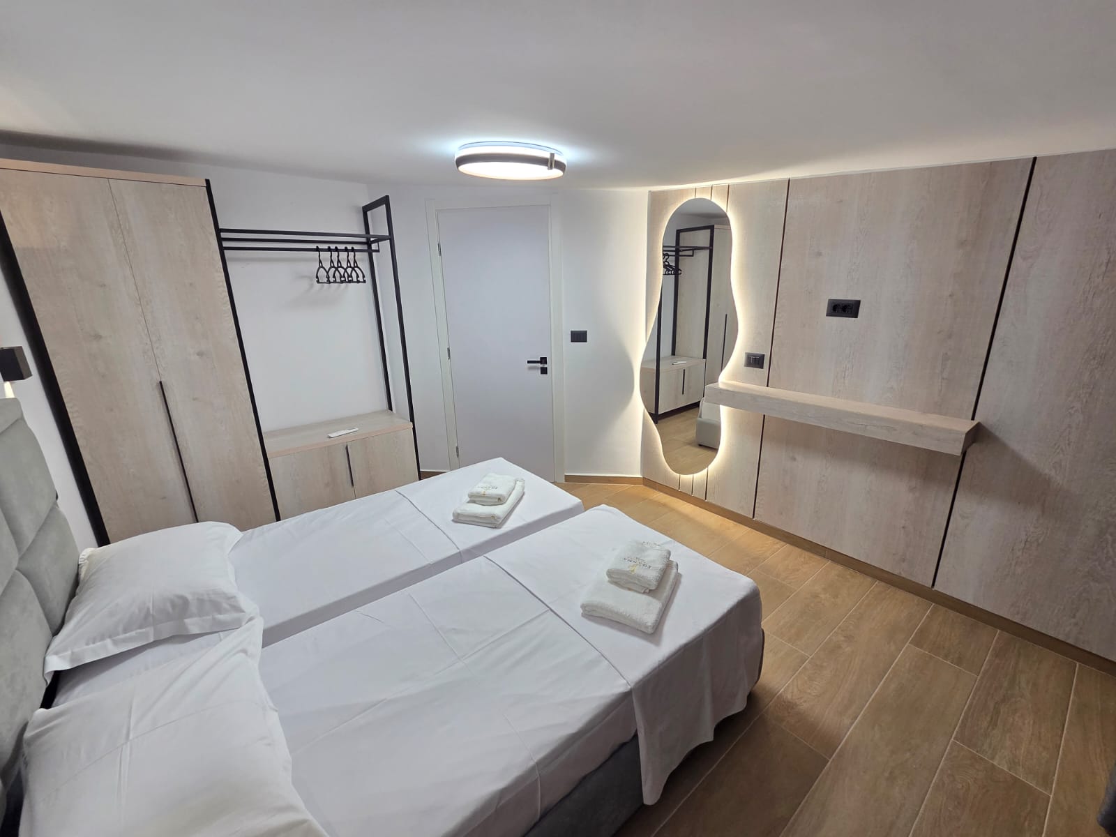 Double Room with Mountain View